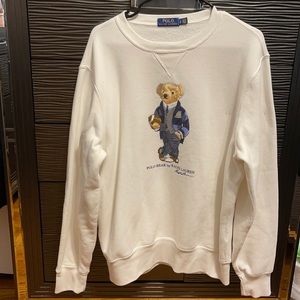 Selling a Polo Ralph Lauren Sweatshirt